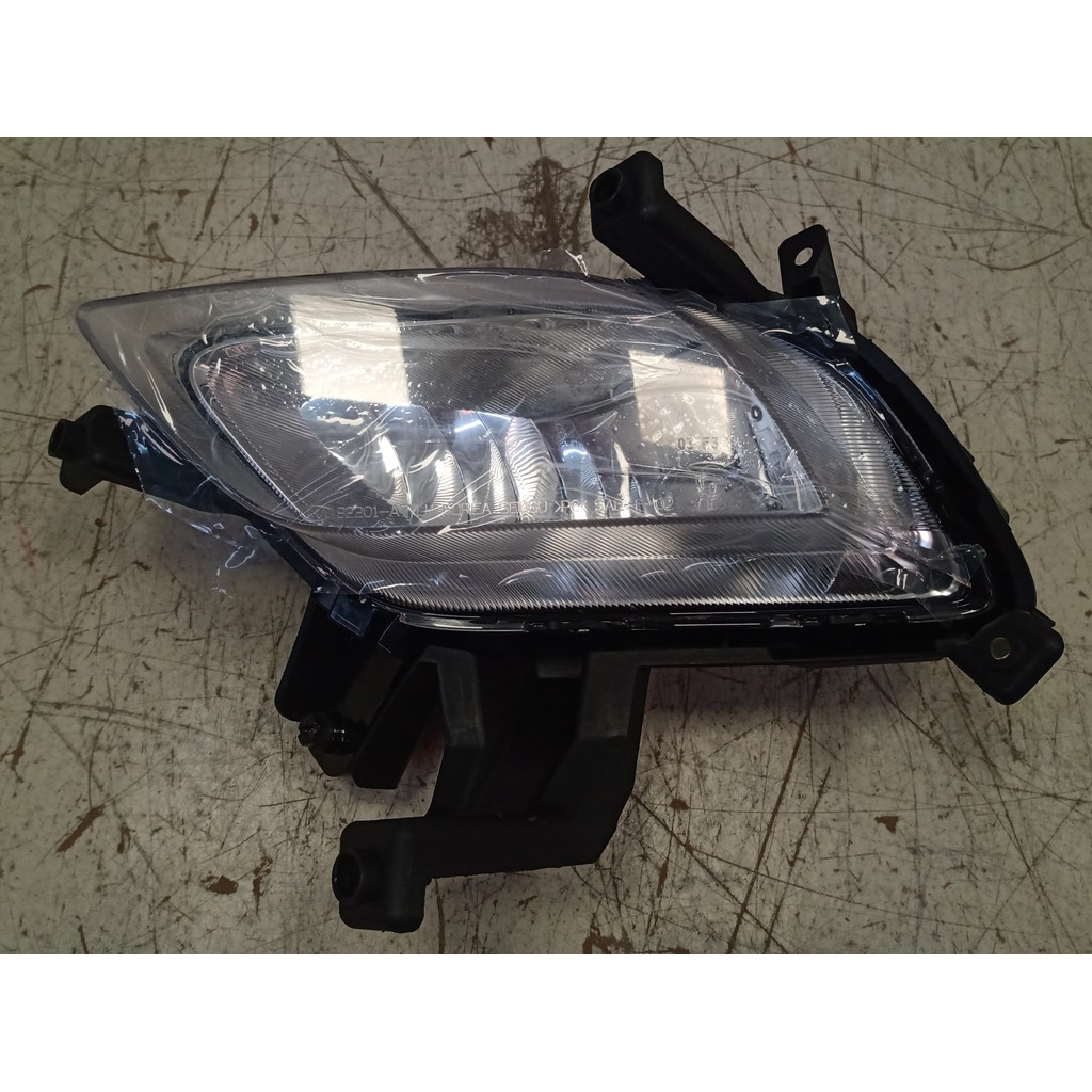 Farol Milha Esquerdo Kia Cerato 2013/2016 Kia2654