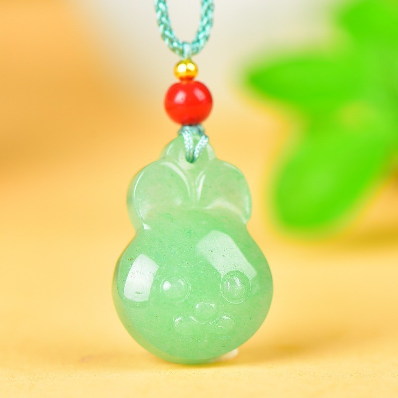 Aventurine Jade Cube Candy Candy Auspicious Ruyi Lock Pendant Moda Homem requintado Estilo Mulher