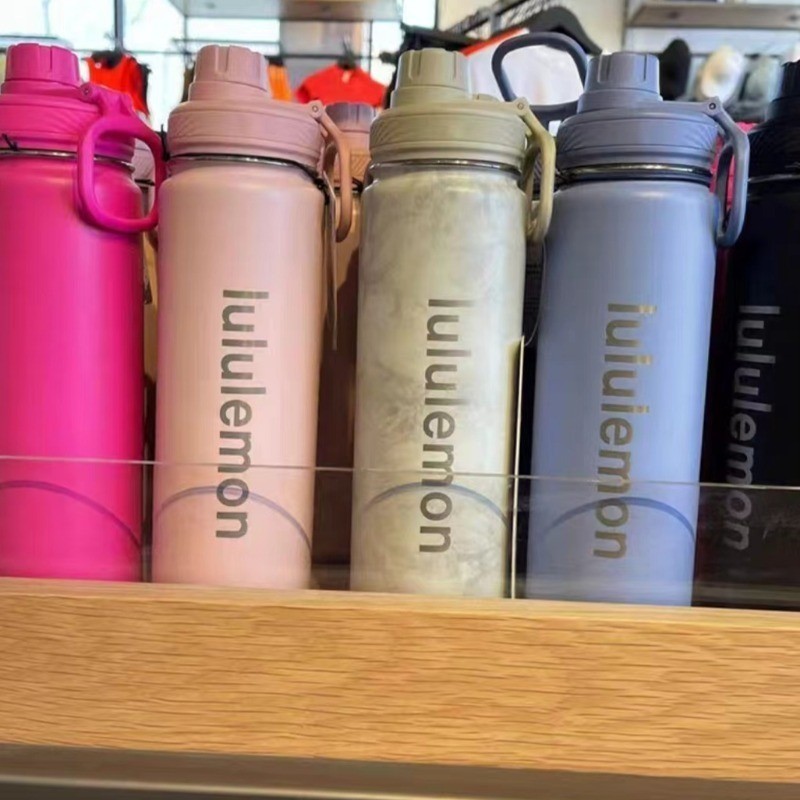 Lululemon 700ml Tumbler 304 Copo Isolado De Aço Inoxidável Grande Capacidade Esportes Ao A...