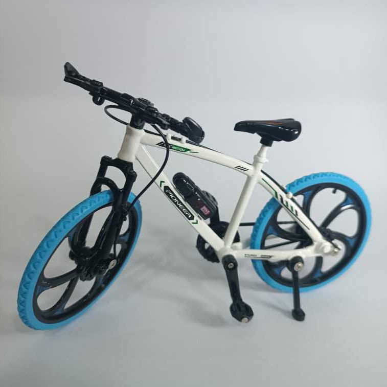 Bicicleta Miniatura Em Metal 1:8 Mountain Bike Pioneer