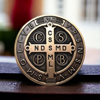 Adesivo em 3D Medalha de São Bento em Oferta na Shopee