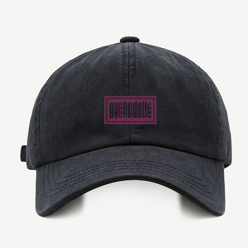 Bone baseball masculino preto PsychedelicCom regualgem cores bege e branco