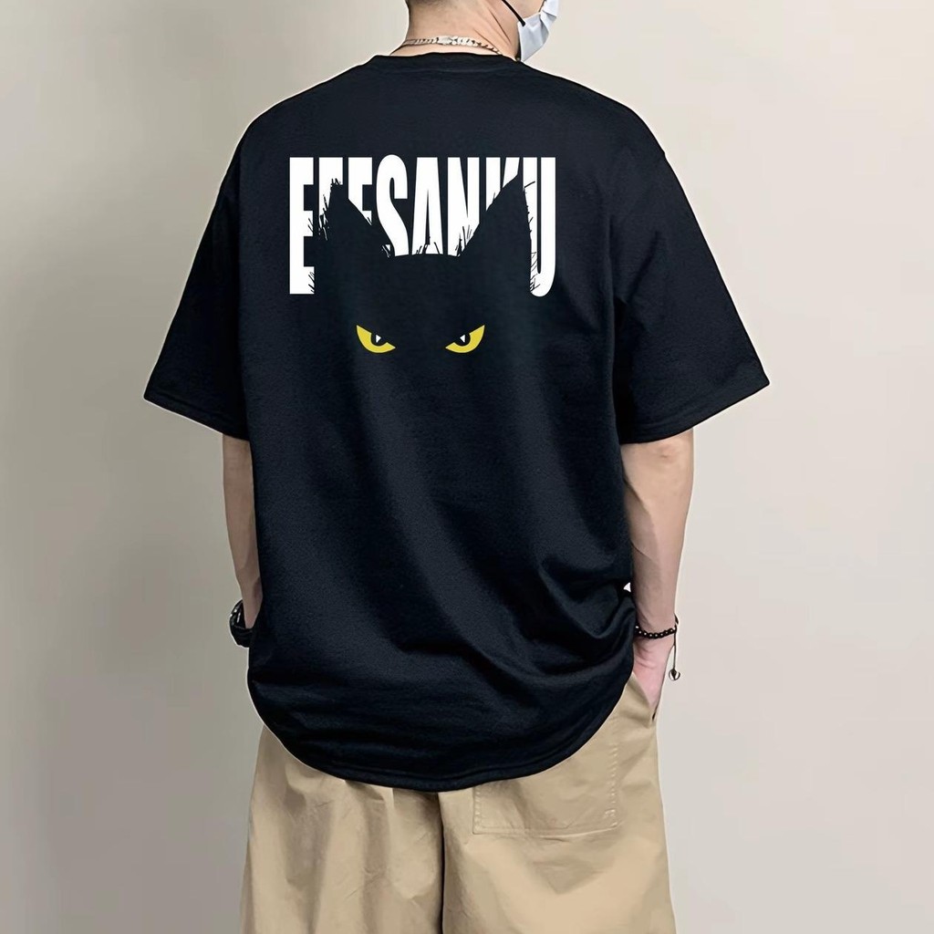 Camiseta Unissex Oversized, Estampa Gato Preto “EESANJU” com Olhos Amarelos, Streetwear Novo