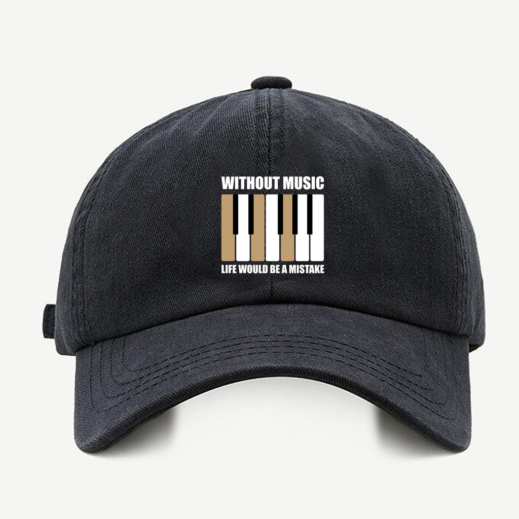 Bone baseball masculino preto Sem Musica FraseCom regualgem cores bege e branco
