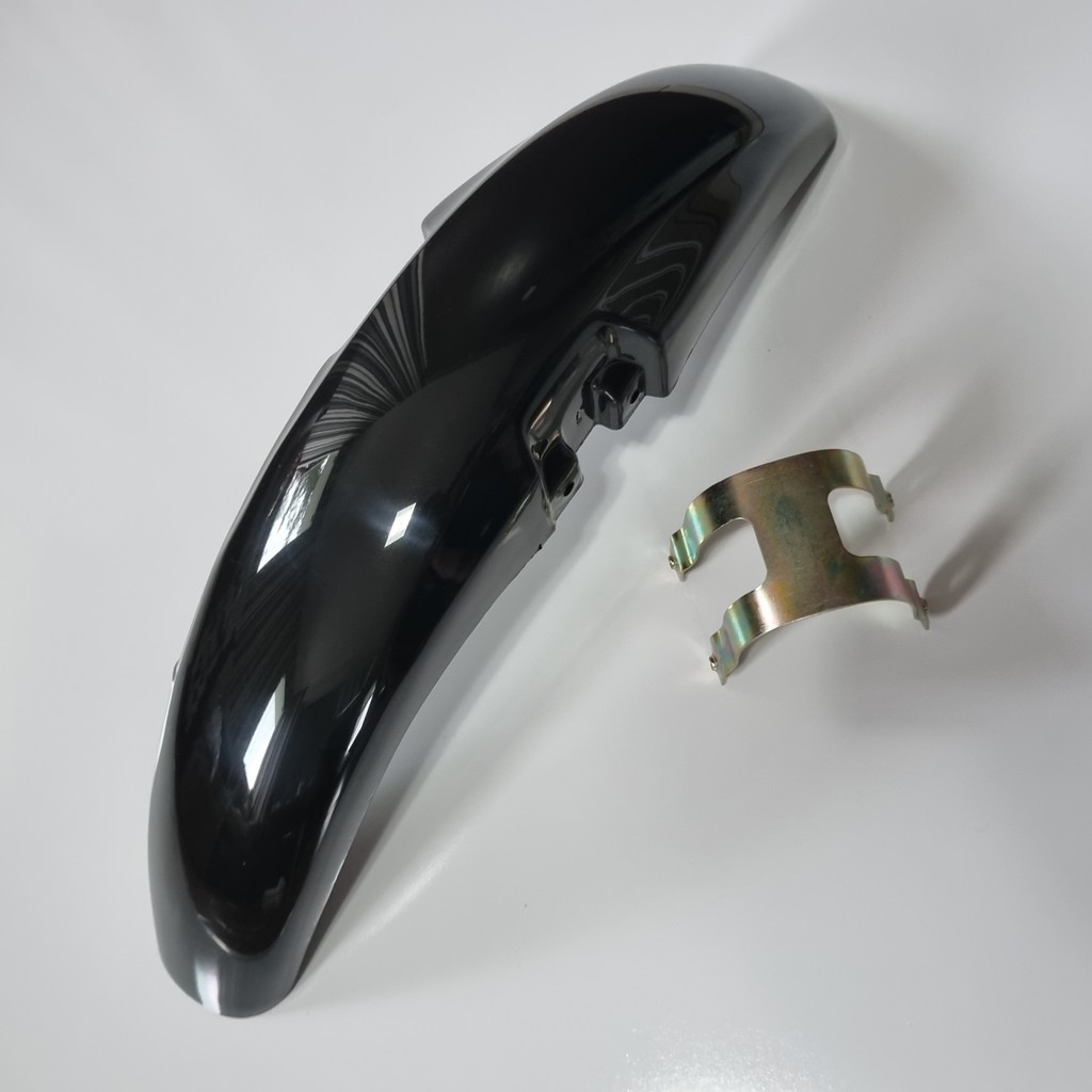 PARALAMA DIANTEIRO PARA FAN 125 2005 A 2013 E TITAN 125 2000 A 2004 PRETO INJETADO COM SUPORTE.