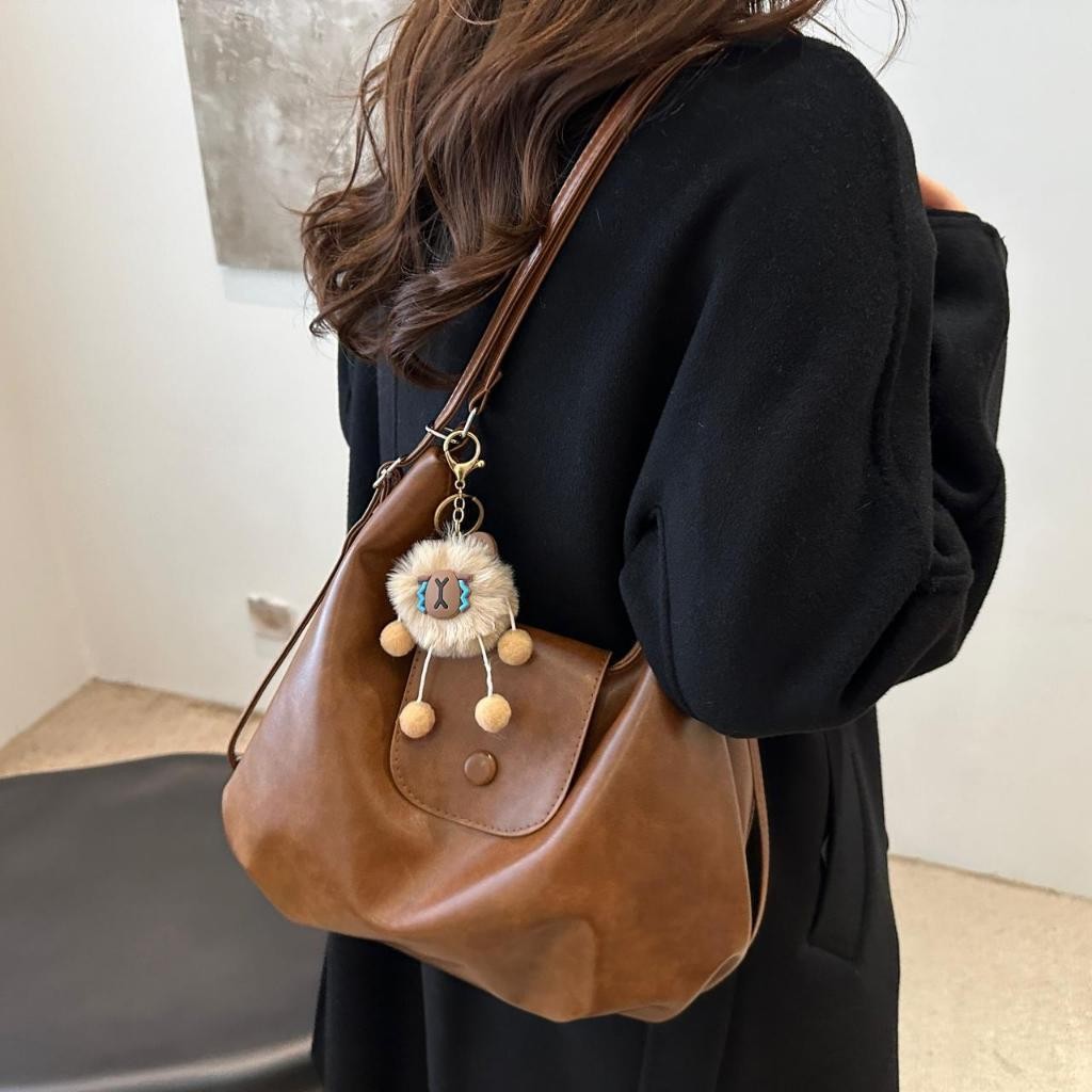 Bolsa Feminina Pequena Com Alça Lateral Transversal De Ombro De Couro PU 6301 AMY em Oferta na Shopee