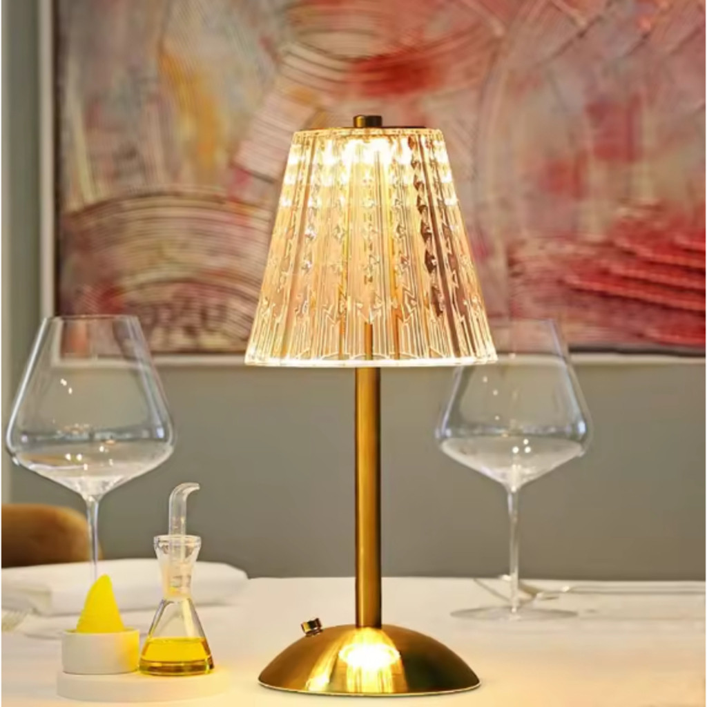 Abajur de Mesa Decorativo Cúpula de Cristal Acrílico Luz LED 3 Modos de Iluminação VITOR em Oferta na Shopee