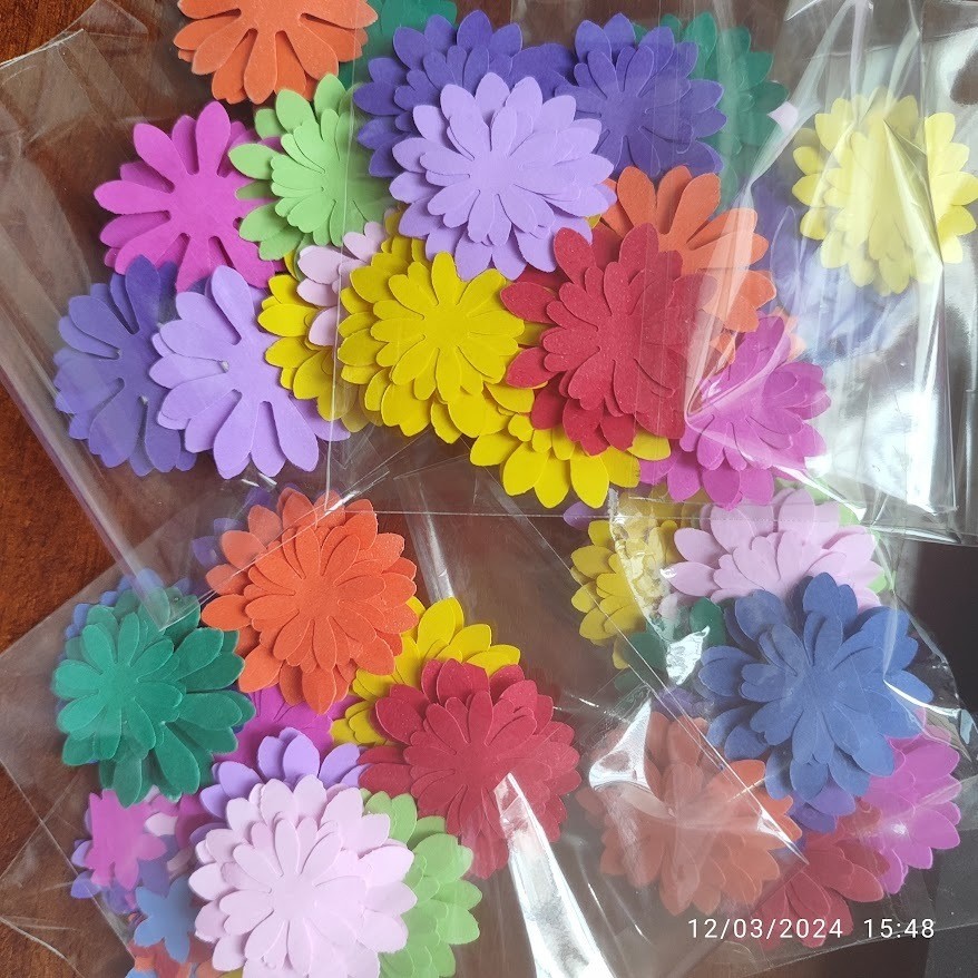 50 Flores 3D Scrapbook Candy color Festa Jardim encantado ideal para decoração de lembrancinha para aniversário