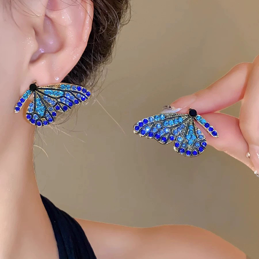 Brincos de borboleta Super piscantes de temperamento retrô, Design exclusivo exclusivo, brincos de alta qualidade em Oferta na Shopee