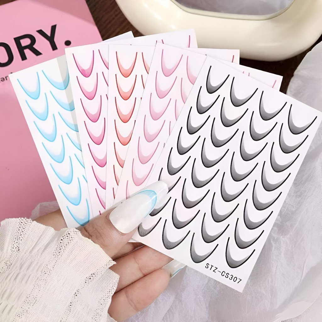 Pacotes Adesivos Com 23 Unhas 3D Gradiente Linha Francesa Design Romance Moda Acessório-Makeupnails- em Oferta na Shopee