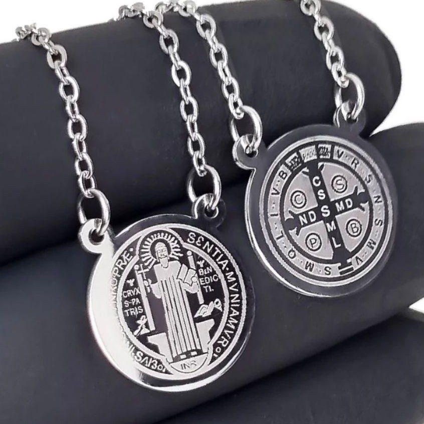 Escapulário São Bento Aço Inox Prata 316L Masculino Femino