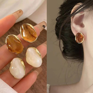 Brincos de âmbar estilo Meiyad nicho retrô simples fashion leve luxo temperamento brincos em Oferta na Shopee