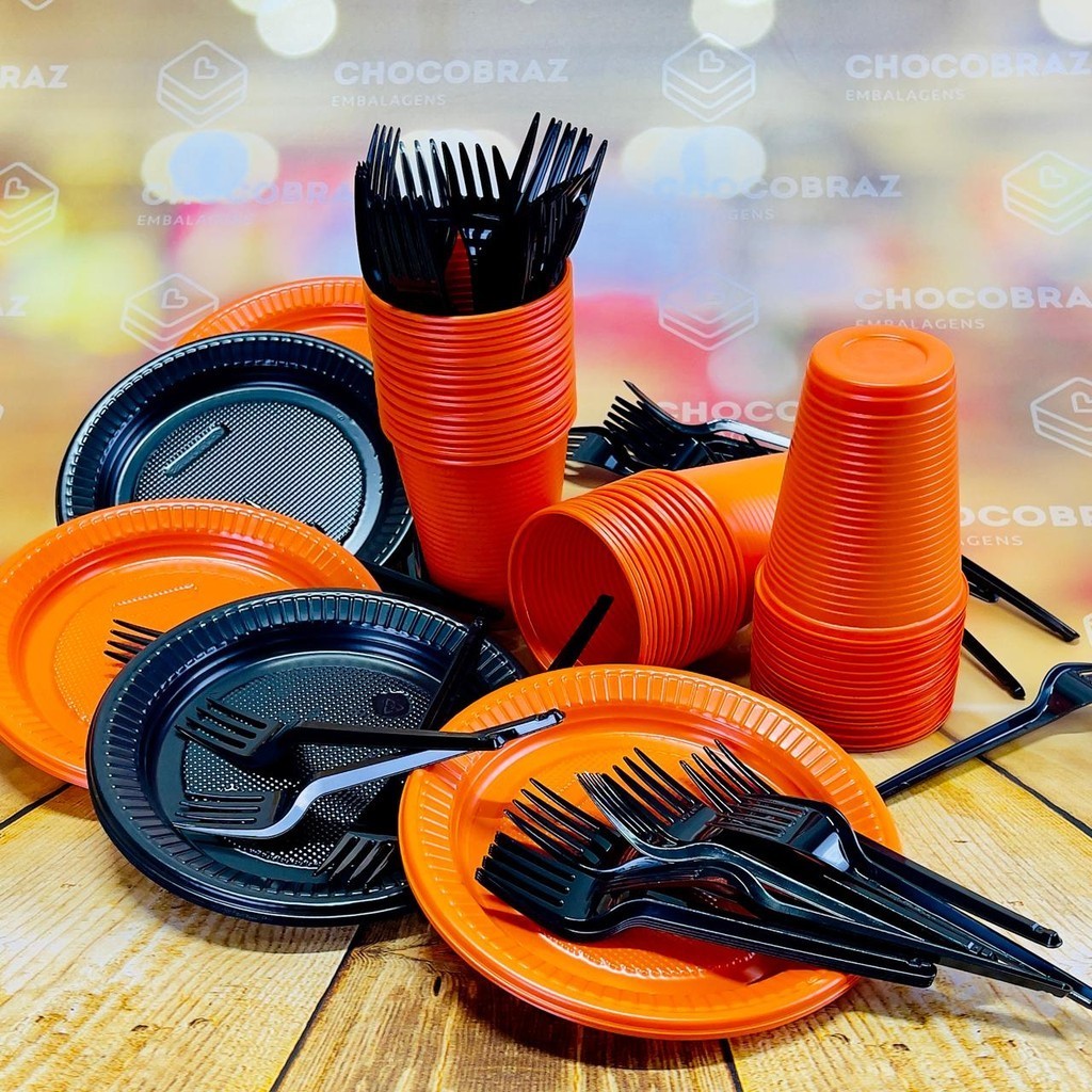 Kit Festa 50 PESSOAS DESCARTAVEIS HALLOWEN PRETO E LARANJA GARFO + PRATO + COPO em Oferta na Shopee
