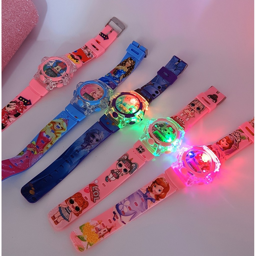 Relógio Infantil Digital Pisca Luz Led Silicone para Crianças Menina Menino Super Heróis Super Mario Divertidamente — imagem 2 de 2