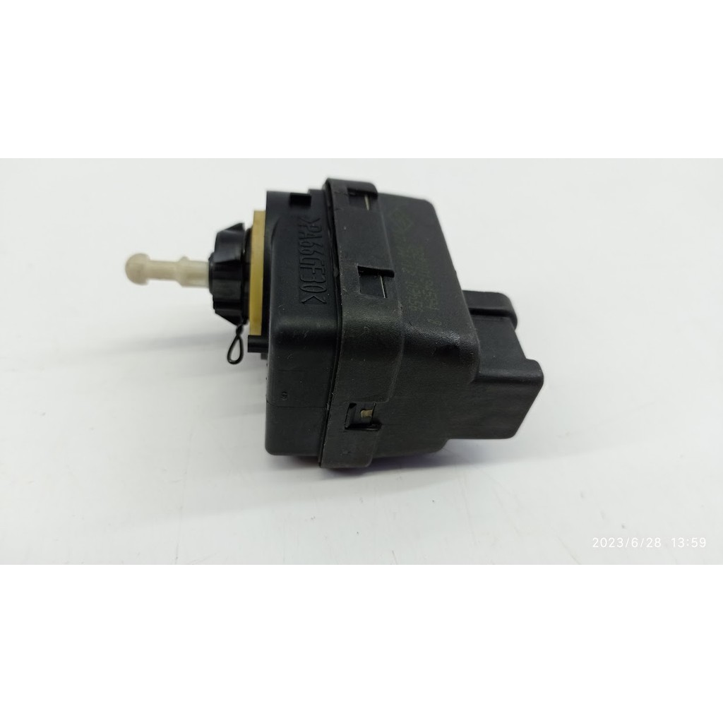 REGULADOR DE FAROL RENAULT MEGANE III USADO ORIG