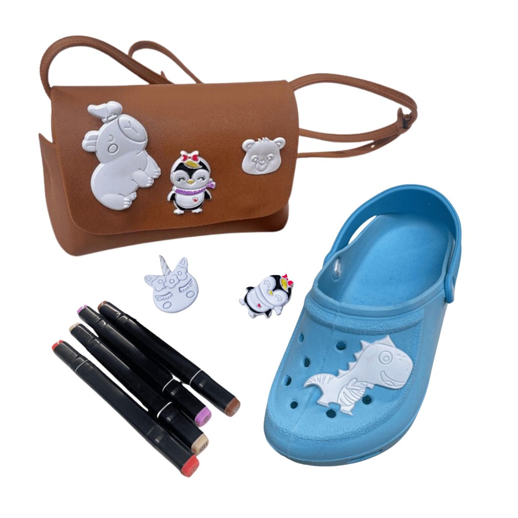 Kit Bolsa e Babuche com Pins Sortidos para Colorir