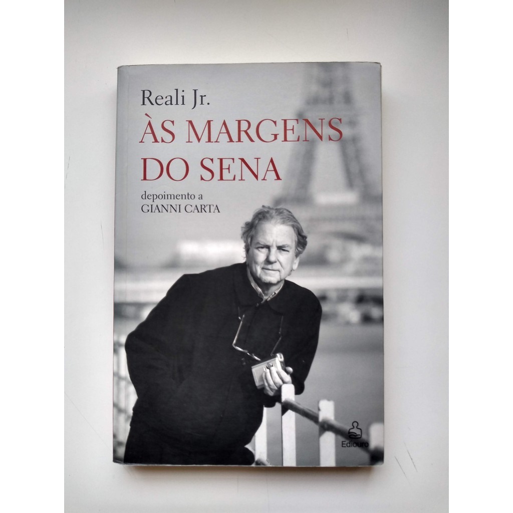 Livro Ás Margens do Sena P769