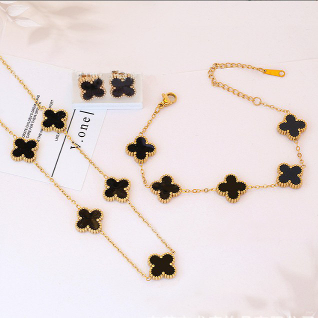 Conjunto de 3 peças Trevo de Quatro Folhas da Sorte em aço inoxidável banhado a ouro 18K em Oferta na Shopee