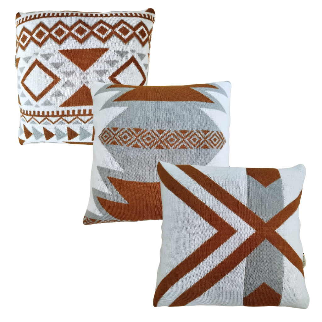 Kit 3 Capa de Almofada 45x45 Tricô Decorativa , Sofá Poltrona Sala Quarto , Offwhite ,Ferrugem e cinza