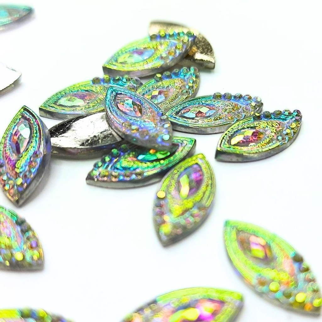 Chaton Navete Pavão 7x15mm - Furta Cor - Base Reta