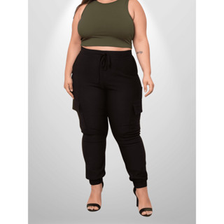 Calça Jogger Cargo Feminina Plus Size na cor preta em Oferta na Shopee