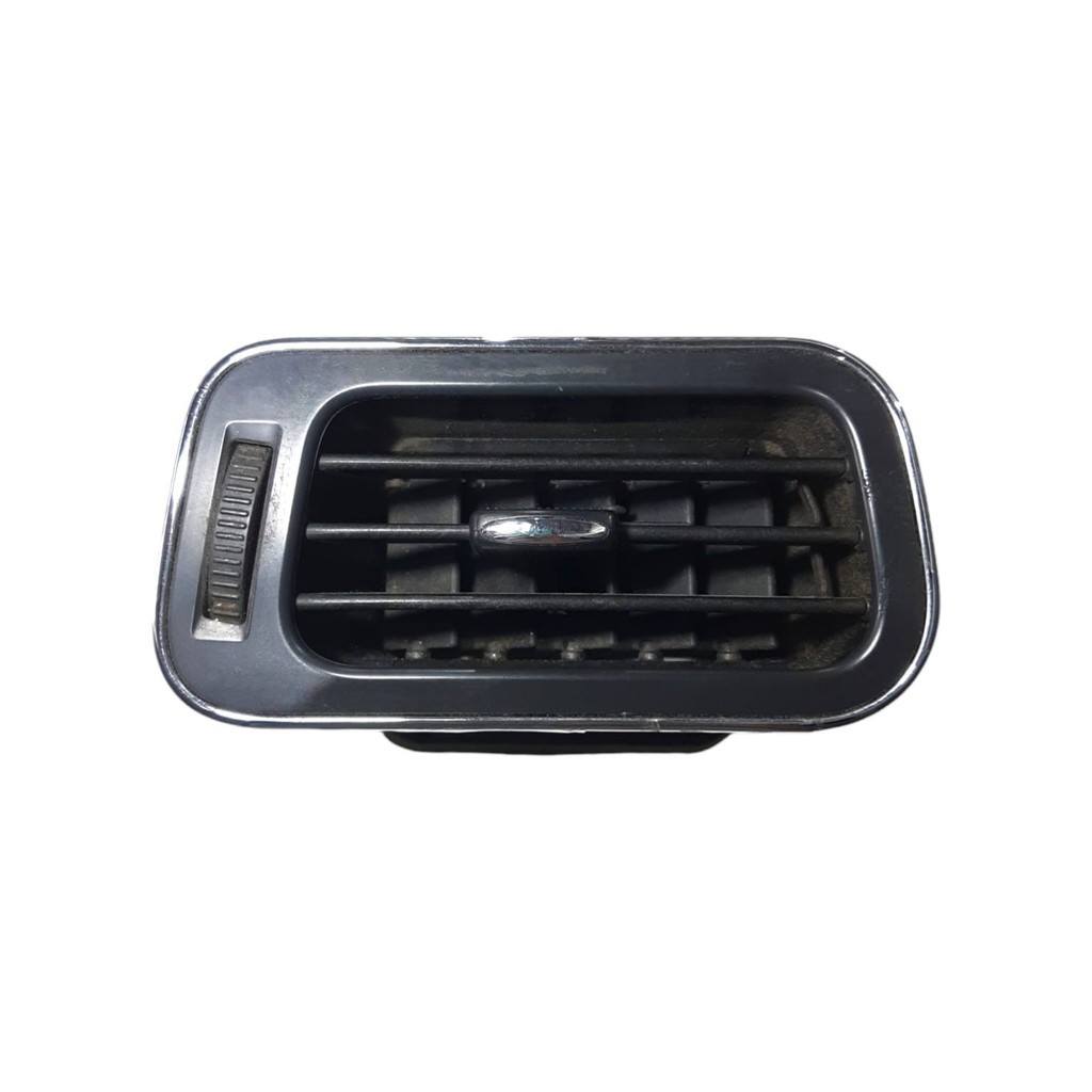 Difusor Saída De Ar Lado Direito Jac J3 2014 A 2016  8111030u8260