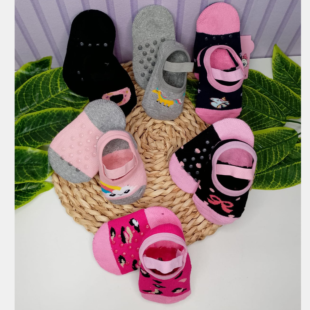 Kit 6 pares sapatilha Entalhada e antiderrapante para menina