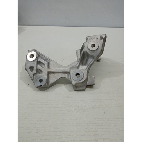 Suporte Alternador Nissan March Versa 1.6 16v