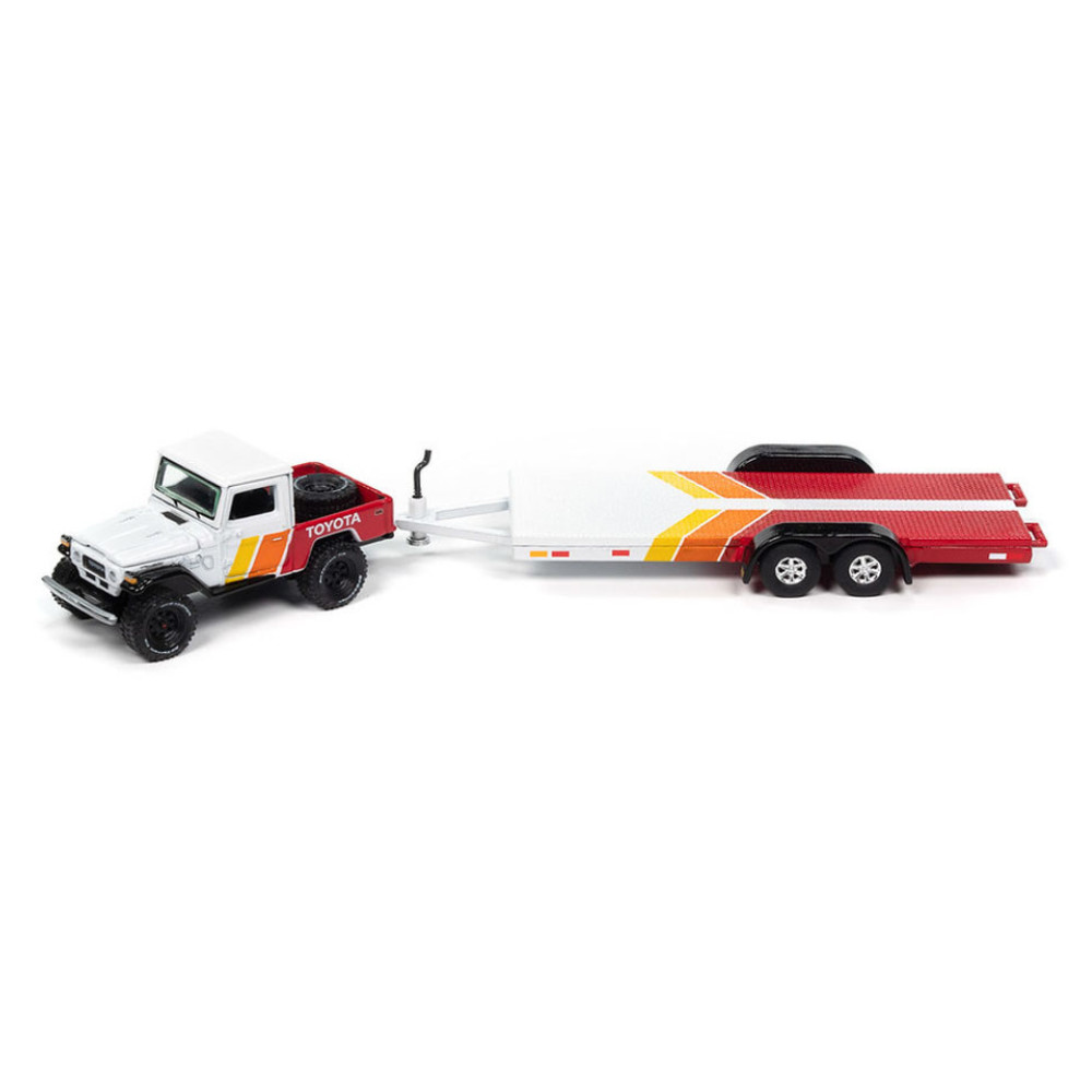 Miniatura Toyota Land Cruiser 1980 C/ Reboque Cargo Vehicle - Tow and Go - Johnny Lightning 1:64