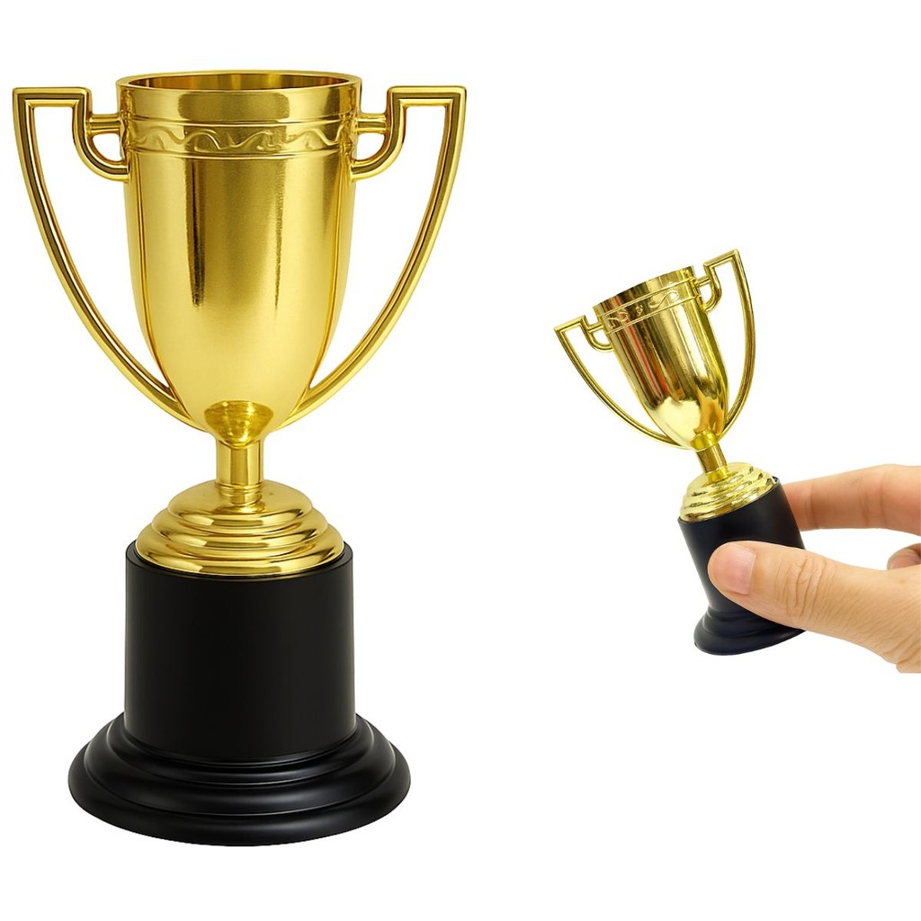 Mini Troféu Dourado Decorativo 9,5cm Doces Festas Aniversário Lembrancinhas Prêmio Miniatura