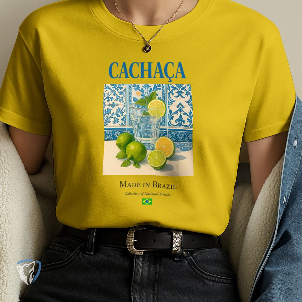 T-Shirt Cachaça Made in Brazil | Estampa Exclusiva Nacional e Criativa