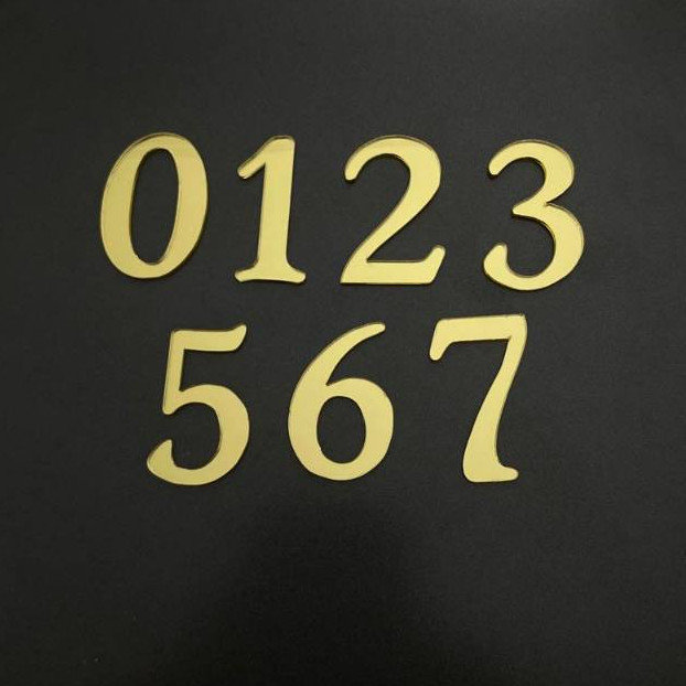 Aplique Números/Número 4cm em Acrílico Espelhado Dourado- Kit com 10 Unidades