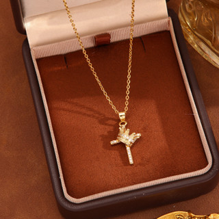 Europeu americano cheio de diamante coroa cruz colar luz luxo titânio aço clavícula corrente em Oferta na Shopee