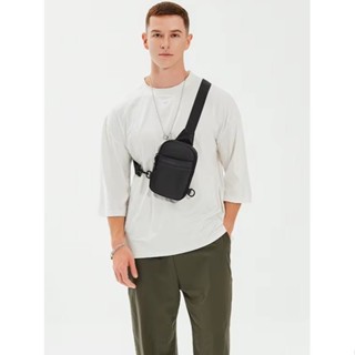 Bolsa de peito impermeável crossbody para viagens e caminhadas em Oferta na Shopee