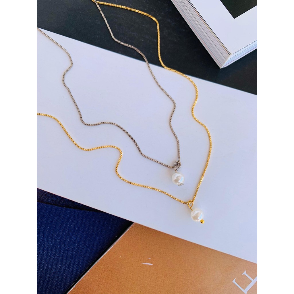 Colares Semi Joia 18K com pingente de pérola ponto de luz
