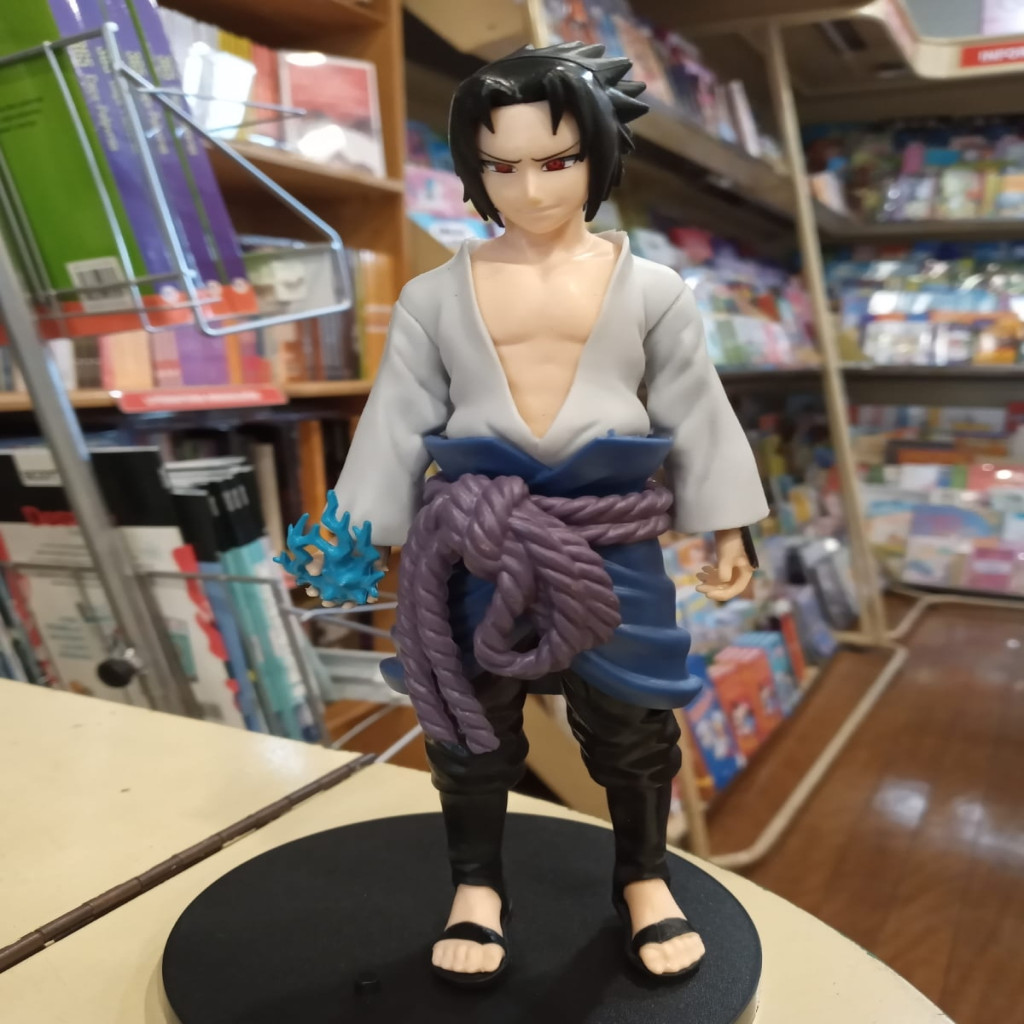 BONECO ESTÁTUA NARUTO SASUKE autor NARUTO