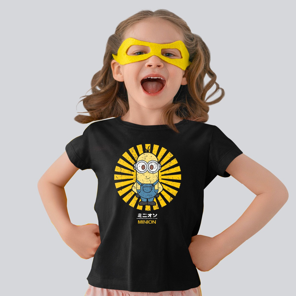 Camiseta Blusa Infantil Estampa Escudo Bananas Minion