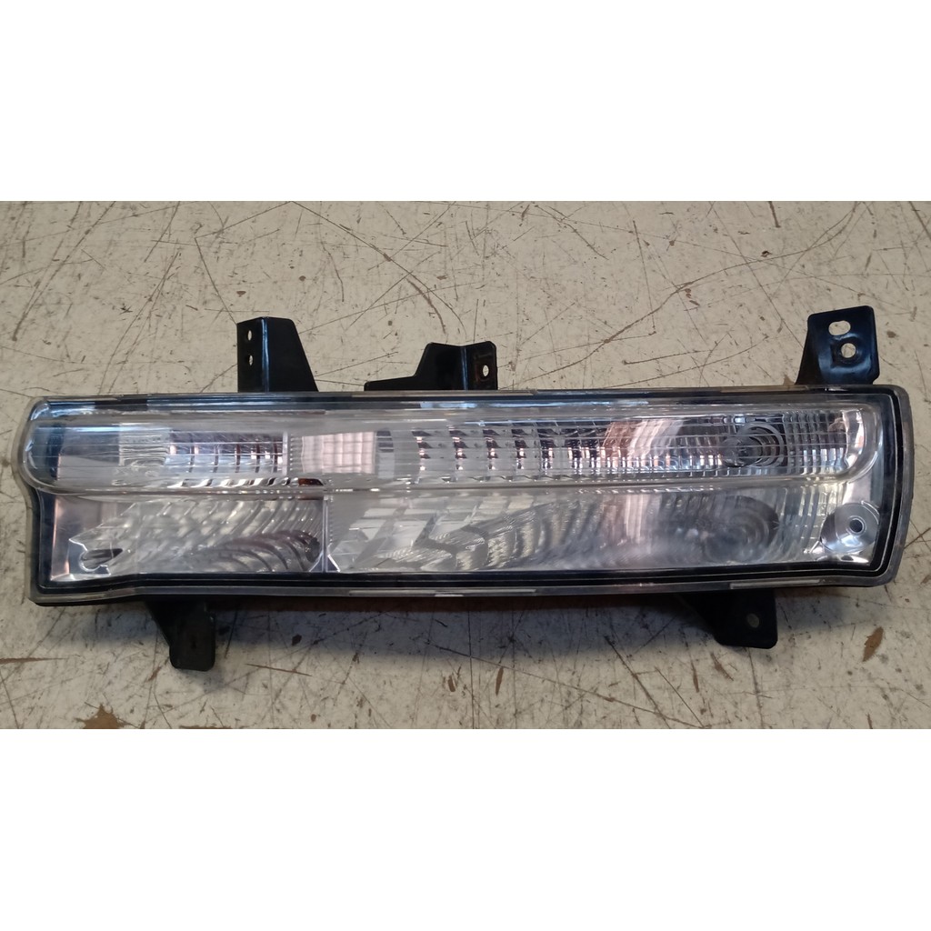 Farol Auxiliar Direito Jeep Compass 2016/2021 Mp3944