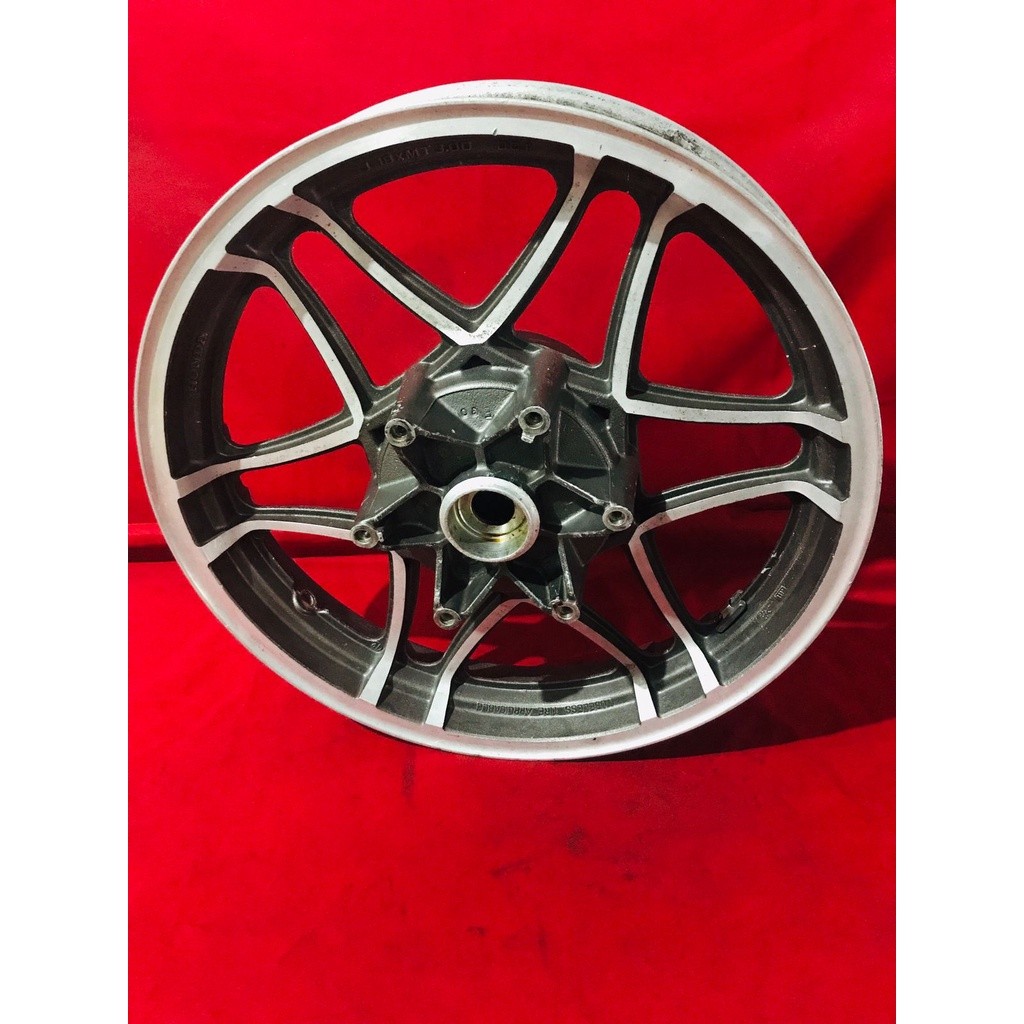 RODA TRASEIRA HONDA CBX 750 7 GALO (2587)