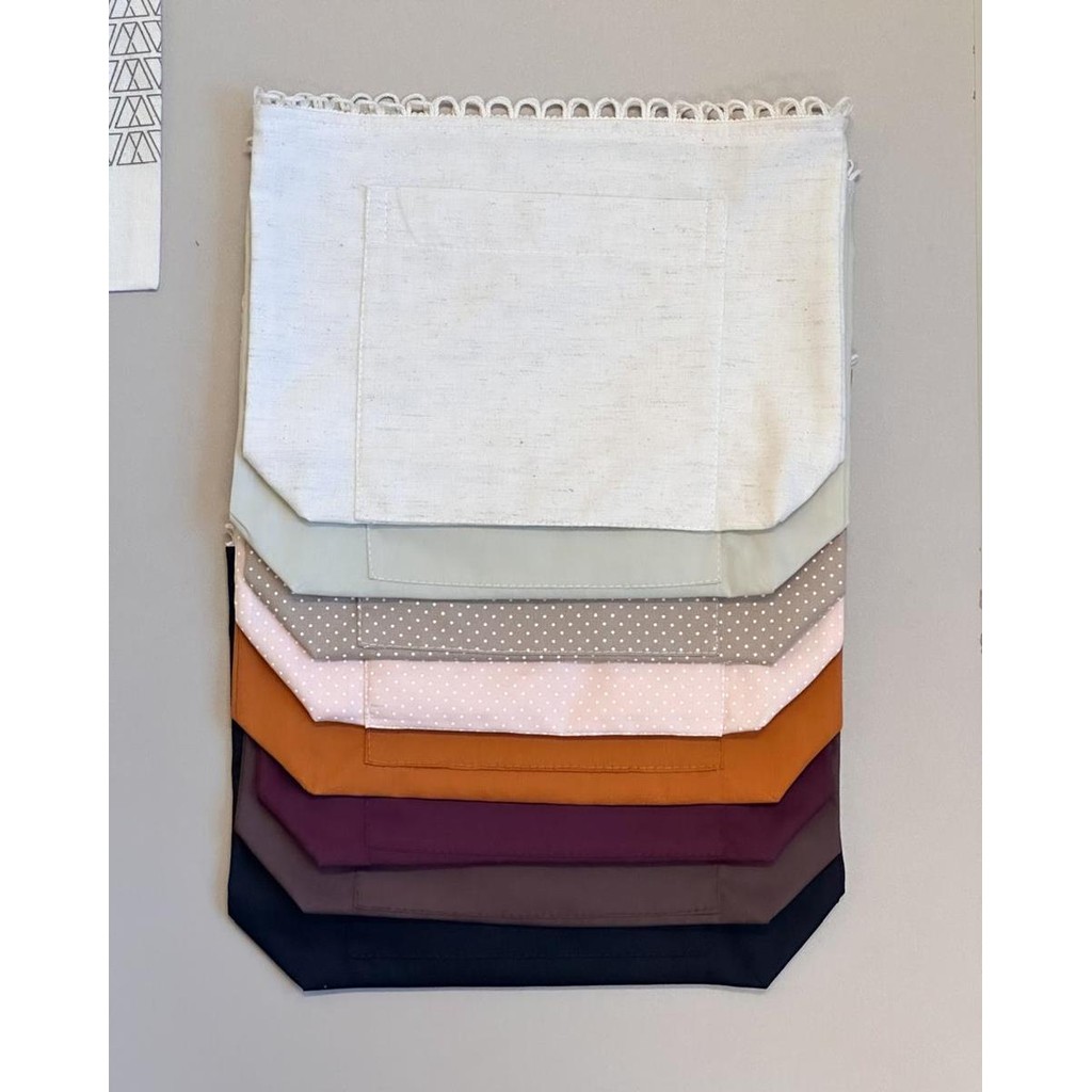 Forro de Bolsa Retangular em Algodão ou Linho com 46 Aberturas — Pronto para Aplicar com Crochê