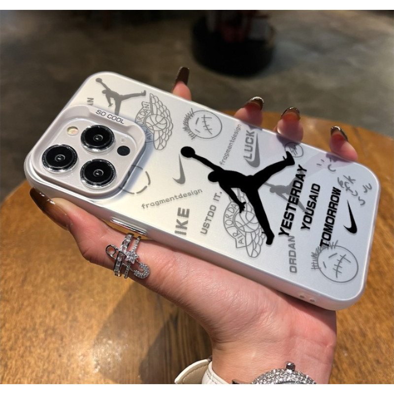 correntes luxo Capinha iPhone 13 16 15 11 14 plus pro max  Capa iphone 12 7 8  xs xr Anti-impacto case lantejoulas