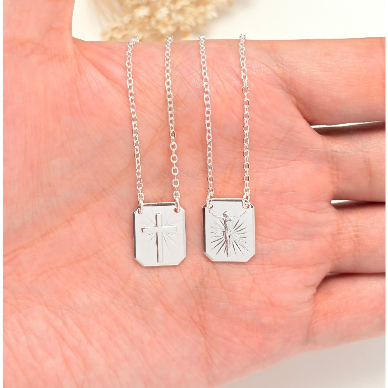 Escapulário Corrente Masculino com Placa Cruz e Jesus Cristo Crucifixo Banhado a prata 925 ou Ouro 18k