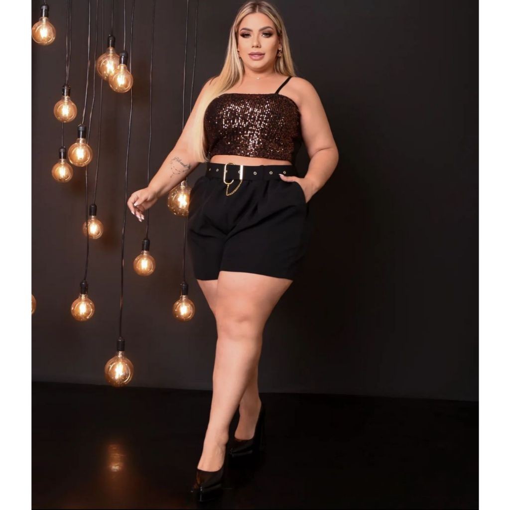CONJUNTO PLUS SIZE SHORTS ALFAITARIA COM CINTO+CROPPED PAETE PLU SSIZE( modelo de cito variado)