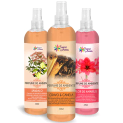 Kit Perfume de Ambiente Sândalo Cravo Canela Flor de Amarílis 240ml Tropical Aromas
