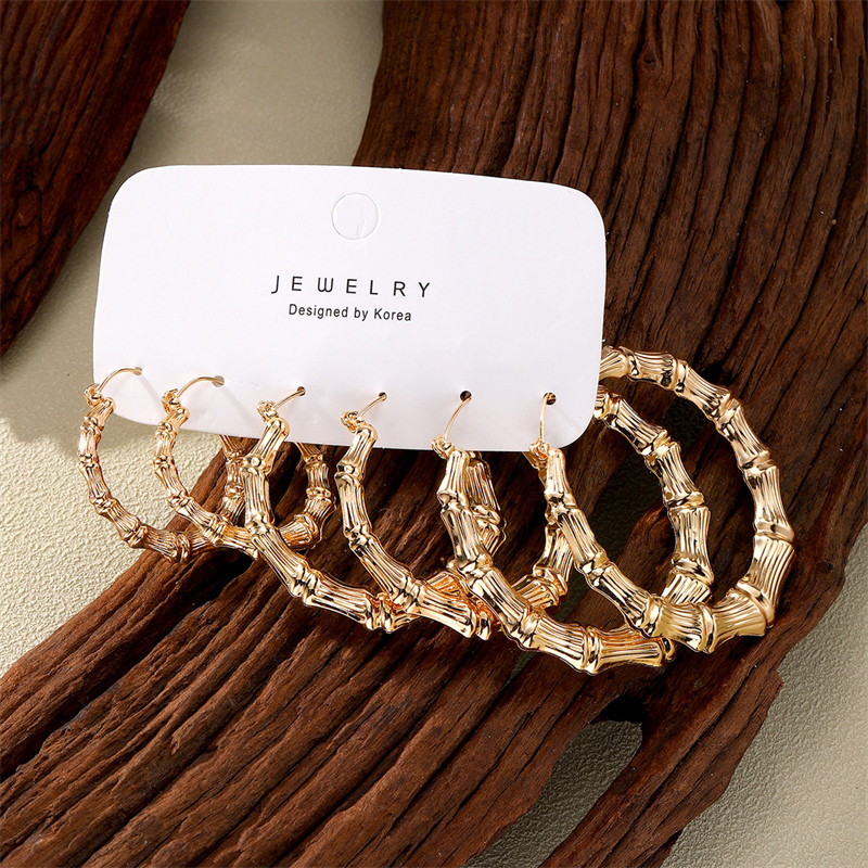 Brincos De Argola De Bambu Dourado 3 Pares Conjunto De Joias Boho Ajustáveis Para Mulheres Presente De Ano Novo — imagem 2 de 2