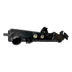 Caixa De Radiador Superior Chevrolet Vectra Com Ar Com Porc