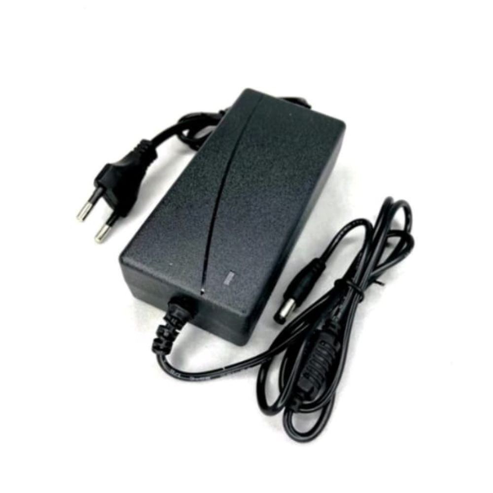 Fonte 12V 5A Plug P4 Bivolt Câmeras, LED, Alarmes e Mais