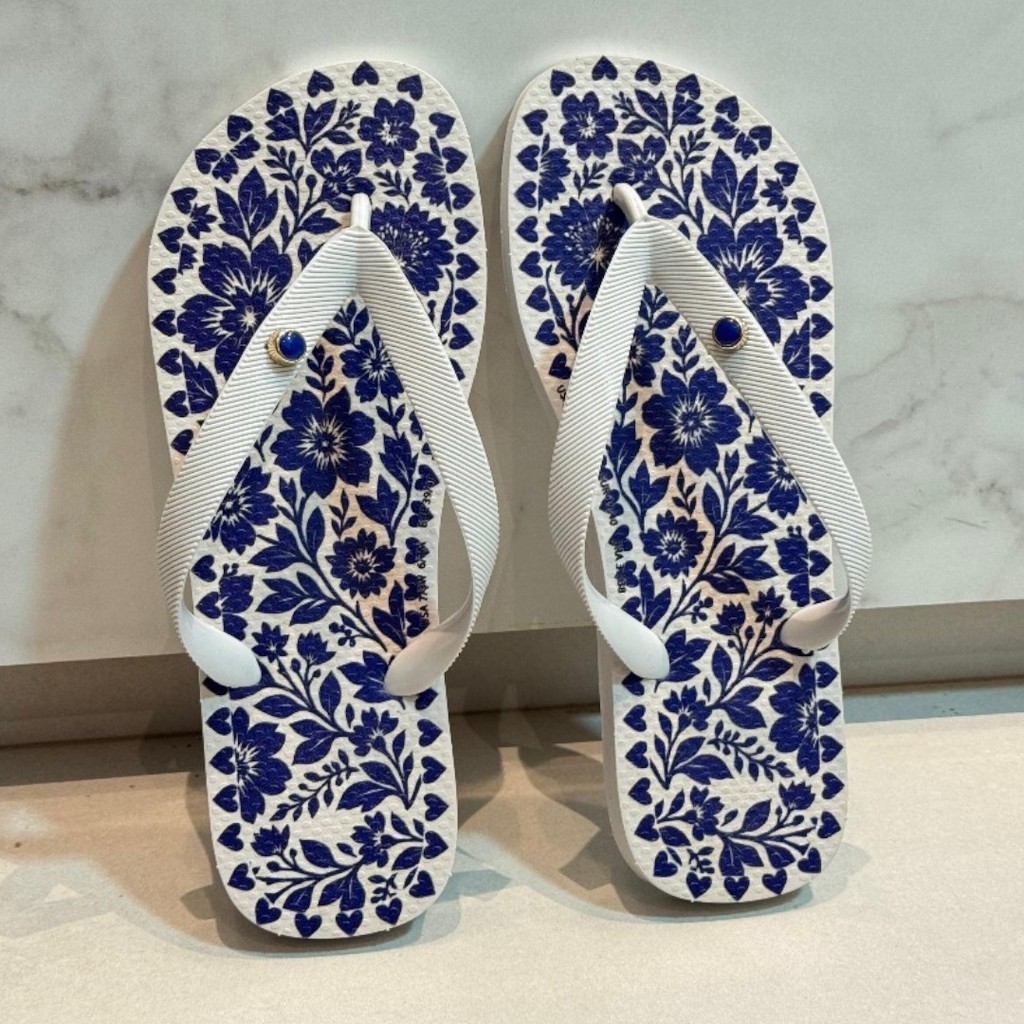 2 Rasteirinha Chinelo Leve e Confortável Feminino - Kitt com 2 Pares Lindos