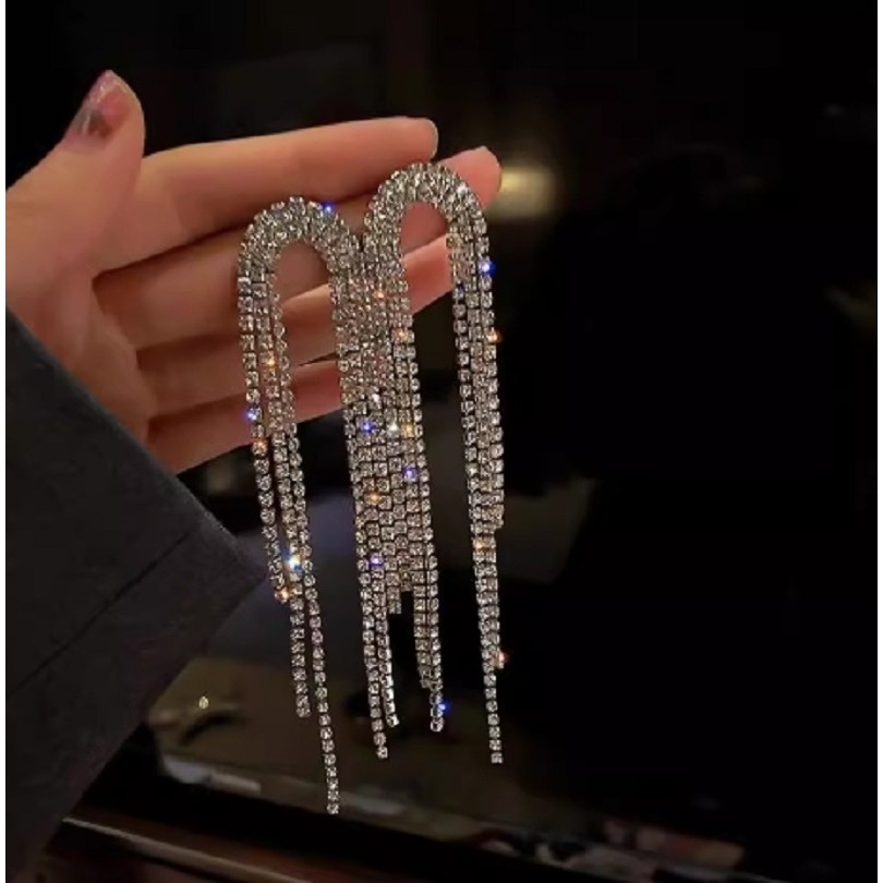 Brincos exagerados de borla de diamante completo para mulheres brincos longos temperamento brincos de alta qualidade em Oferta na Shopee
