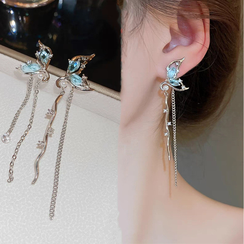 Brincos Femininos Assimetricos: Onde Comprar | BuscaProdutos